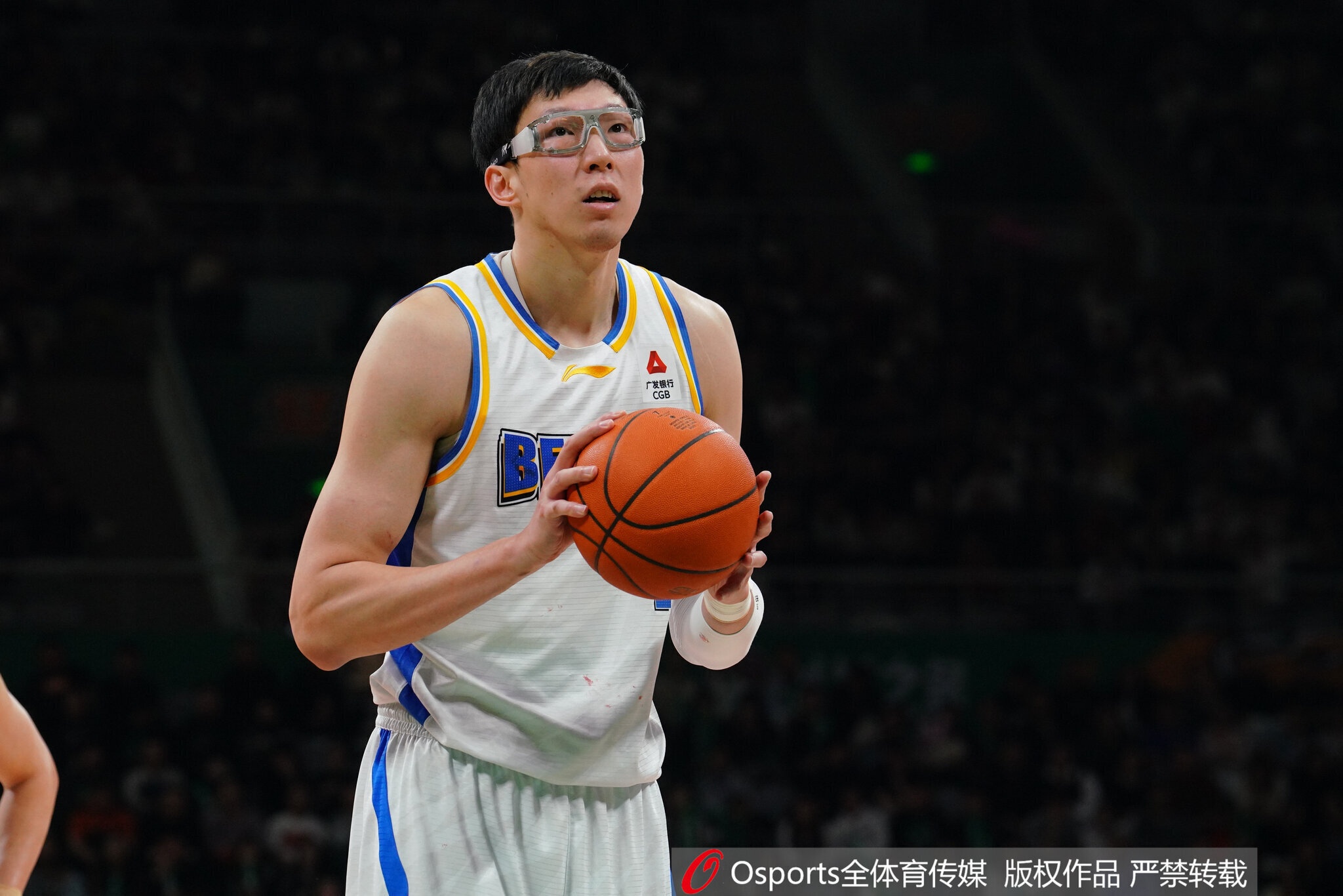 九游娱乐-京媒：京城德比谁也输不起 北控上半场暂时没办法限制周琦